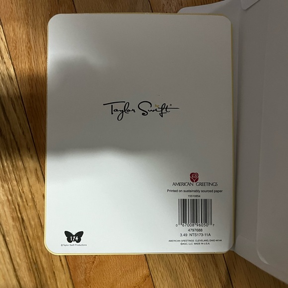 Taylor Swift Red Tour Merch 2013 & More- READ DESCRP. - Picture 14 of 15